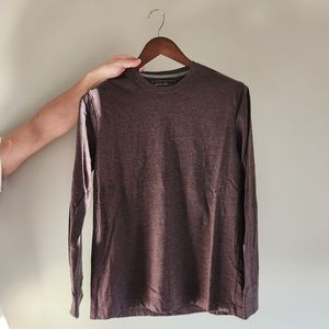 Eddie Bauer Men Maroon Legend Wash Cotton Long-Sleeve Classic T-Shirt, sz small